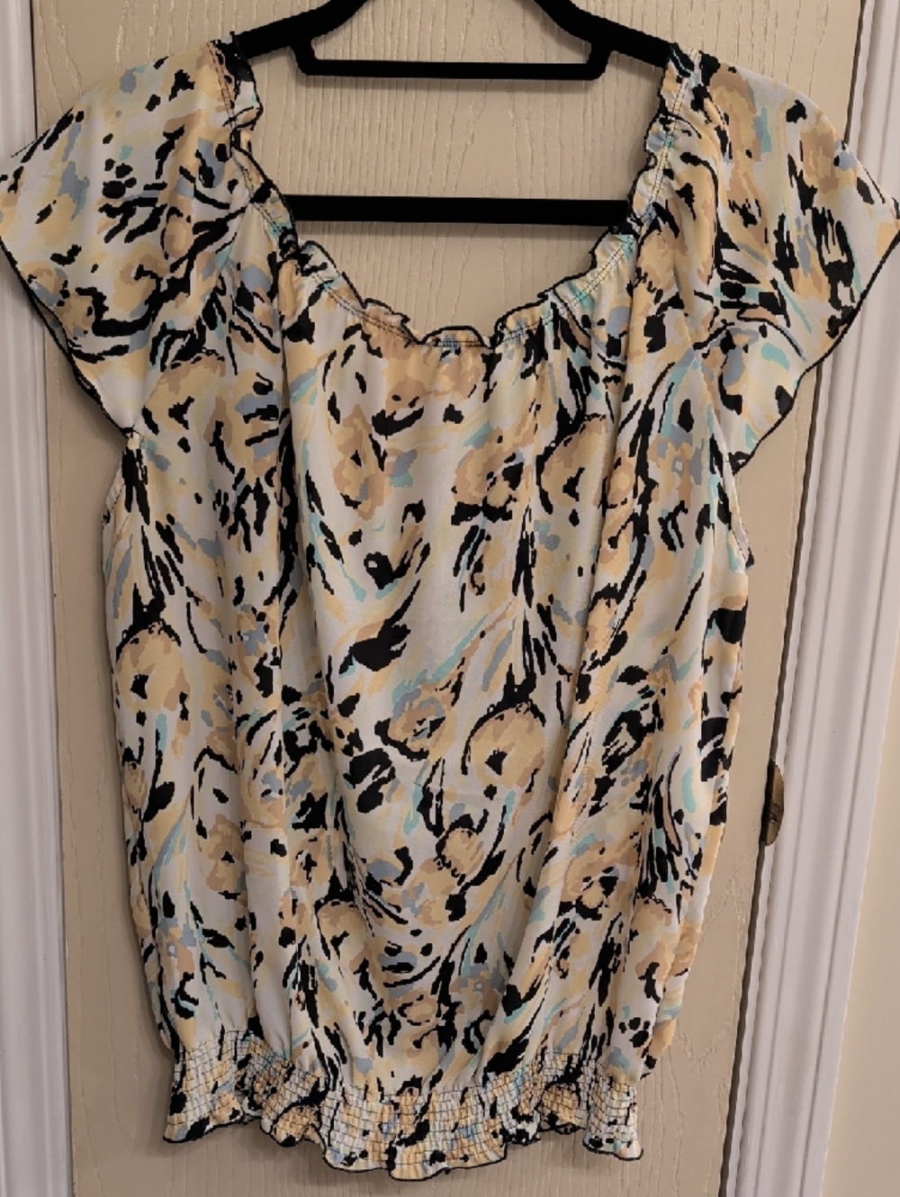 Nicola 90's Brushstroke Tie Front with Sequin Accents Ruffle-Sleeve Top - Size M - Picture 2 of 8